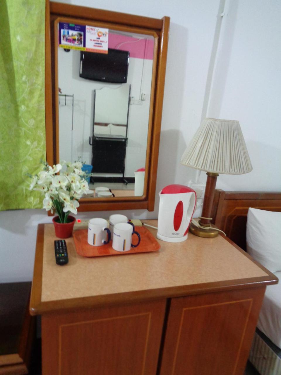 Hotel Mah Lanu Куала Лумпур Екстериор снимка